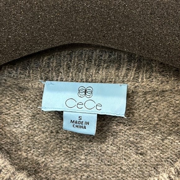 CECE GRAY PUFF SLEEVE SWEATER - Picture 2 of 7
